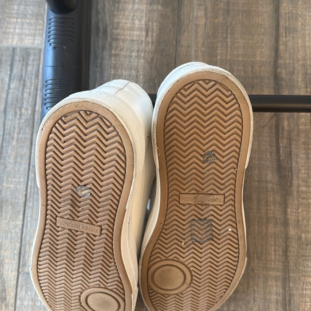 Tory Burch White Leather Sneakers - Picture 5 of 5